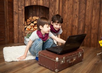 Every extra hour of screen time can be harmful